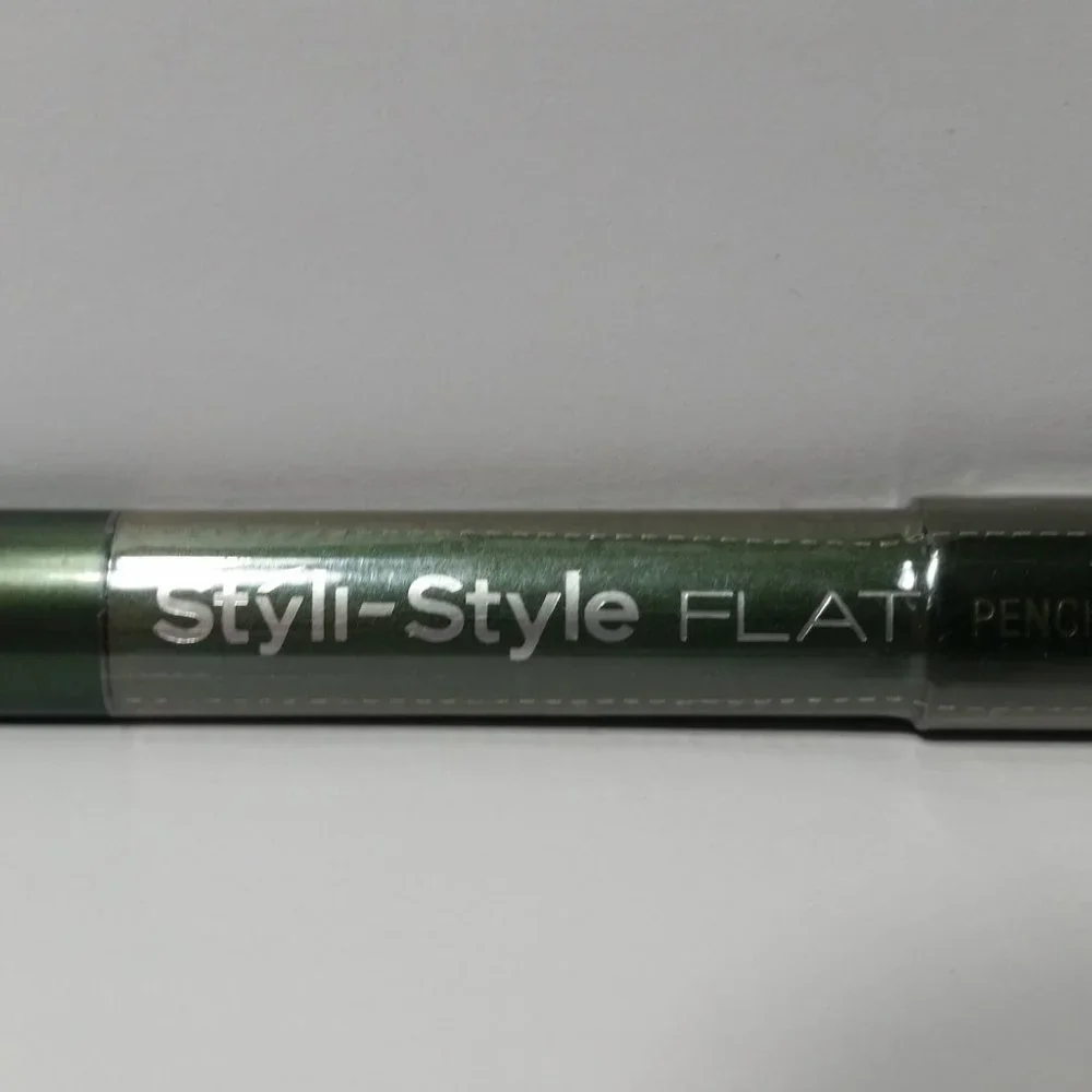 Styli-Style Flat Eye Pencil Dublin Green